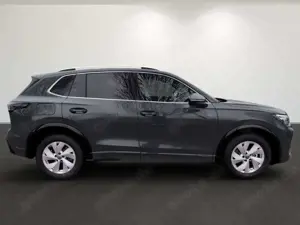 Volkswagen Tiguan R-Line 1,5 l eTSI 110 kW (150 PS) 7-Gang- Bild 4