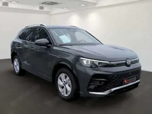 Volkswagen Tiguan R-Line 1,5 l eTSI 110 kW (150 PS) 7-Gang- Bild 3