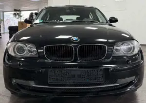 BMW 118 d EditionSport XENON NAVI PDC SITZHEIZUNG 2HD Bild 5