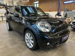 MINI Cooper SD Countryman Countryman All4 *Pano*Navi*Xenon*AHK* Bild 2