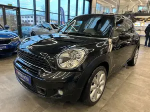 MINI Cooper SD Countryman Countryman All4 *Pano*Navi*Xenon*AHK* Bild 4
