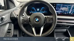 BMW 118 d Autom Navi Rüka adLED Sitzhg PDC Bild 5