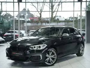 BMW 135 xDrive *HK *PDC *AHK *Business-Paket