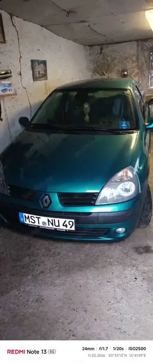 Renault Clio Clio  3-Türer 1.2 16V Campus Bild 2