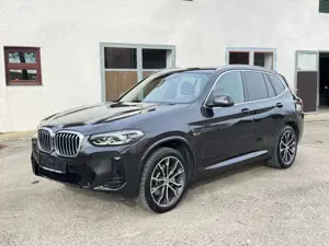 BMW X3 xDrive 30 e M Sportpaket AHK HeadUp 20" 1.Hand Bild 2