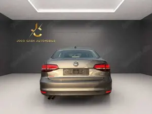 Volkswagen Jetta VI 1.4 TSI Basis BMT*NAVI*PDC*SHZG* Bild 5