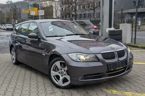 BMW 330 d xDrive Touring*Temp*XEN*PDC*Shz*Tüv07.2026 Bild 3