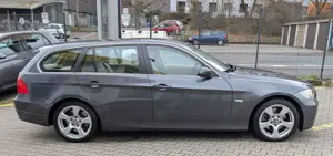 BMW 330 d xDrive Touring*Temp*XEN*PDC*Shz*Tüv07.2026 Bild 4
