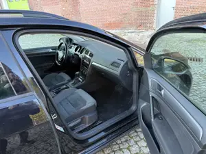Volkswagen Golf Variant 1.6 TDI SCR DSG Comfortline Bild 4