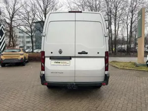 Renault Master IV Kasten Hochraum 3 Bild 3