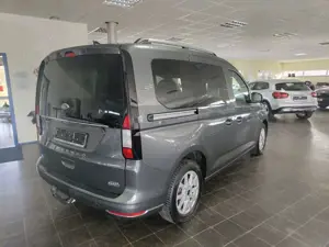 Ford Tourneo Connect Titanium Bild 3