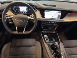 Audi RS e-tron GT RS *HuD*Kamera*OBL 22kW*Sitzh vo hi Bild 3