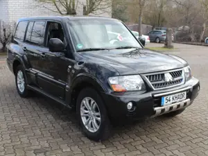 Mitsubishi Pajero 3.2 DI-D Elegance (5-trg.)