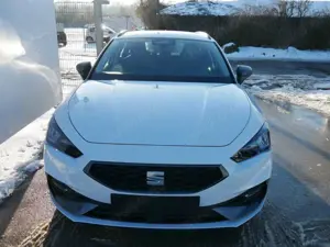 SEAT Leon Sportstourer FR 2.0 TDI DSG Kombi DSG*KAMERA*AH... Bild 4