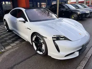 Porsche Taycan Turbo · Panorama · Inno · 21" Mssion E Bild 3