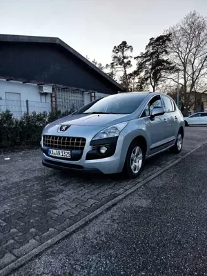 Peugeot 3008 e-HDi FAP 115 EGS6 StopStart Active