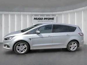 Ford S-Max Titanium 7-Sitzer Bild 2