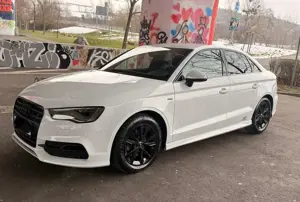 Audi A3 S line Sportpaket ultra Limousine