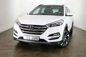 Hyundai TUCSON Style 4WD ''Pano-Schiebedach''Navi''