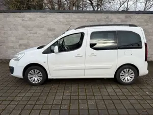 Citroen Berlingo Kombi Shine Bild 3