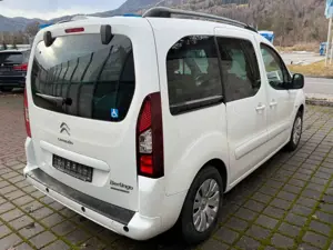 Citroen Berlingo Kombi Shine Bild 5