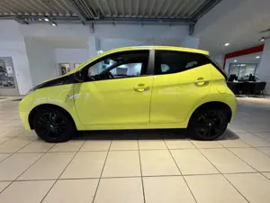 Toyota Aygo X-Cite - Rückfahrkamera / Klimaanlage / Bluetooth Bild 2