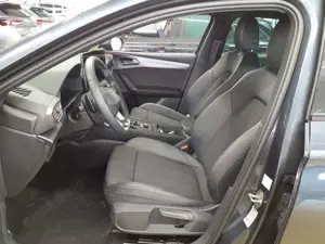 CUPRA Leon ST 1.5 eTSI DSG Navi ACC Sitzh Keyless Rear View Bild 5