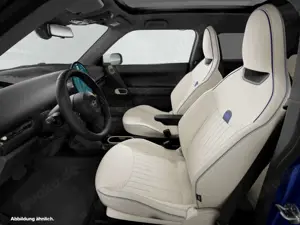 MINI Cooper SE Paket XL Panoramadach Head Up Bild 3