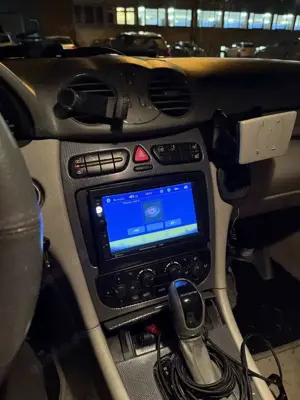 Mercedes-Benz CLK 200 Coupe Kompressor Elegance Bild 4