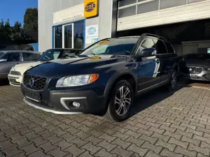 Volvo XC70 Momentum 2WD*FACE LIFT*NAVI*LEDER*