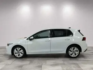 Volkswagen Golf Life 1.5 eHybrid LED/ACC/Sitzhz/bis03.30Gar Bild 5