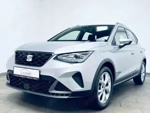SEAT Arona FR 1.0 TSI * 1.HAND * NAVI * TEMPOMAT *