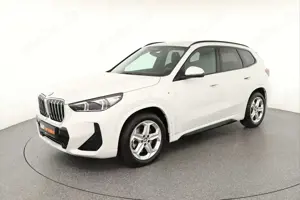 BMW X1 xDrive23d M Sport adLED|HUD|hk|Pano|ACC|AHK Bild 3