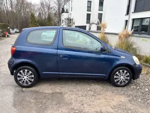 Toyota Yaris 1.3 VVT-i Sol**EURO 4**KLIMA**ZV**SERVO** Bild 5