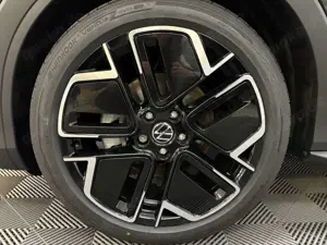 Volkswagen T-Roc R-Line 1.5 l eTSI DSG AHK Navi Technikpaket IQ.DR Bild 4