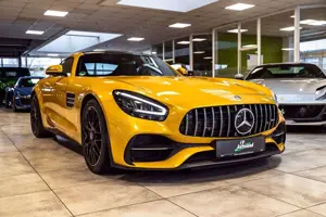Mercedes-Benz AMG GT Coupe*AERO*PANO*Perf-Sitz*Solarbeamgelb
