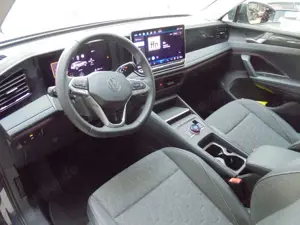 Volkswagen Tiguan 1.5 eTSI DSG Life/AHK/LEDPlus/5JGarantie Bild 4
