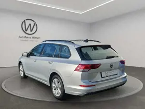 Volkswagen Golf Variant VIII Variant 2,0 TDI Life LED Navi Kamera ACC Sit Bild 4