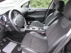 Citroen C4 VTi 120 Exclusive Bild 5