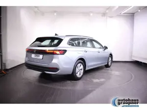 Volkswagen Passat Variant 1.5 eTSI DSG KAMERA ACC LED Bild 4