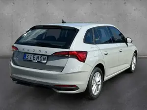 Skoda Scala 1.0 TSI DSG Selection AHK SHZ WSS beheizbar LM Bild 4