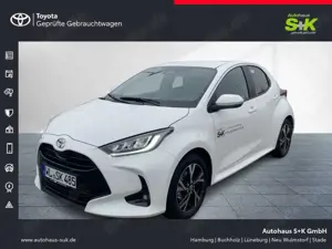 Toyota Yaris 1.5 Dual-VVT-iE Teamplayer*KAMERA*KLIMA*CARPLAY* Bild 1