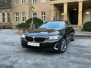 BMW 530 e Luxury Line Head-Up Parking Assistant Plus