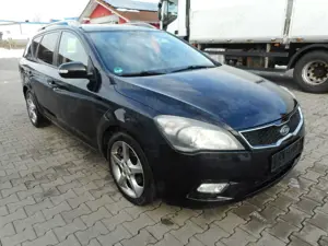 Kia Ceed SW / cee'd SW AHK PDC Sportpaket