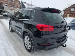 Volkswagen Tiguan Lounge Sport  Style BMT R-KAMERA PANORAM Bild 4