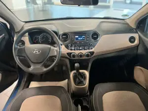 Hyundai i10 *TÜVNEU*KUPPLUNGNEU*INSPNEU*KLIMA Bild 5
