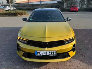 Opel Astra 1.2 Turbo 130 PS Bild 2