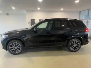 BMW X5 xDrive 40d M-Sport HUD ACC StandHZG AHK Pano Memor Bild 5