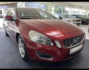 Volvo V60 D3 Geartronic Momentum