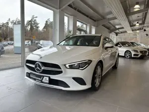Mercedes-Benz CLA 200 LED*PDC*MBUX*2HAND